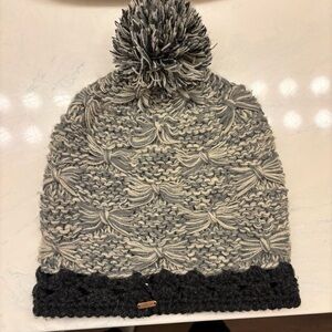 Free People Gray and Black Knit Pom-Pom Hat Winter Cozy Boho